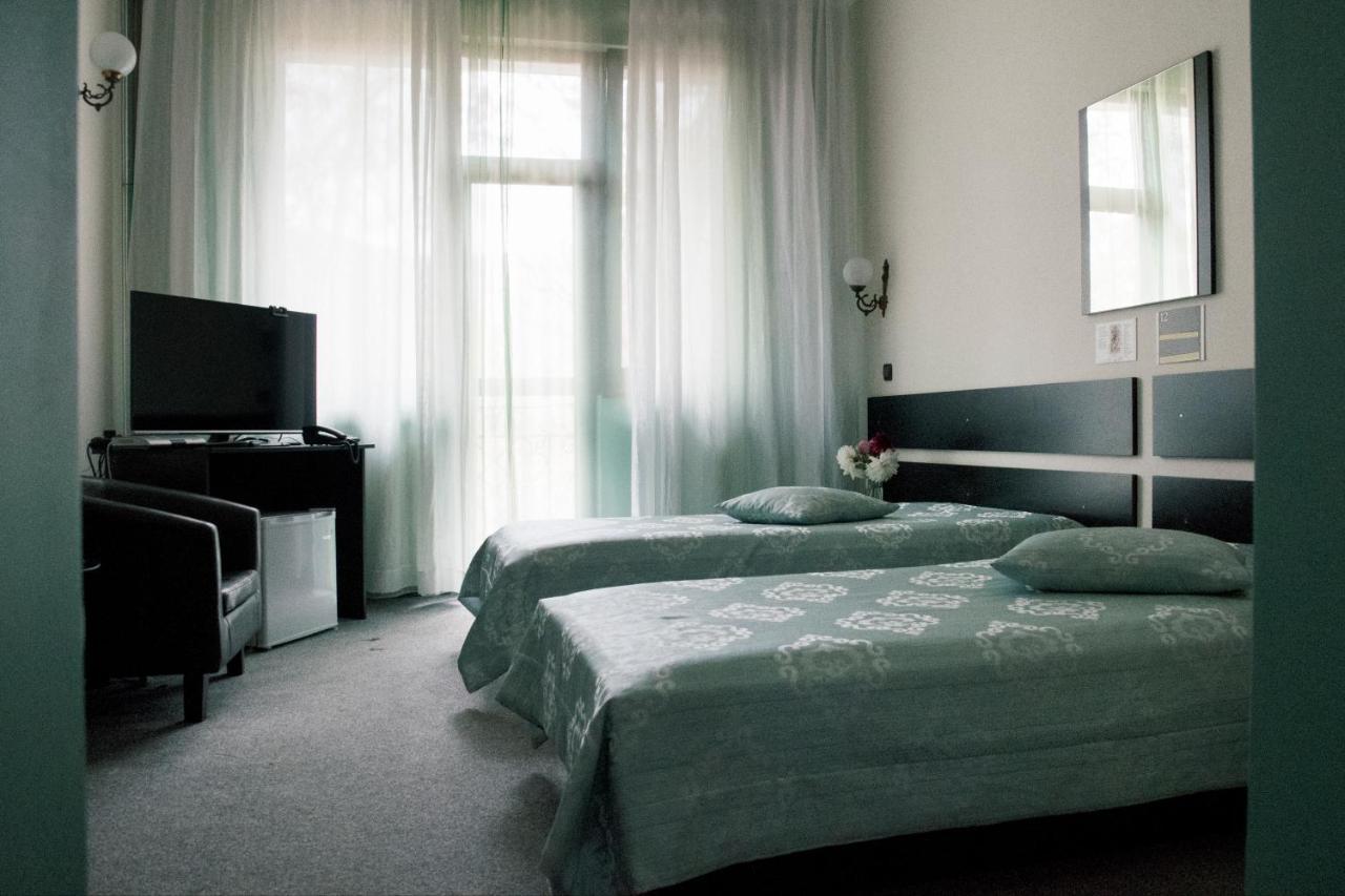 Boutique Hotel Lyulyak Starozagorski Bani Esterno foto